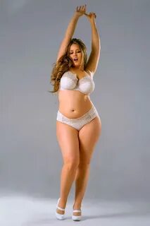 hot nude sex picture Victoria`s Secret`s Newest Plus Sized Model ...
