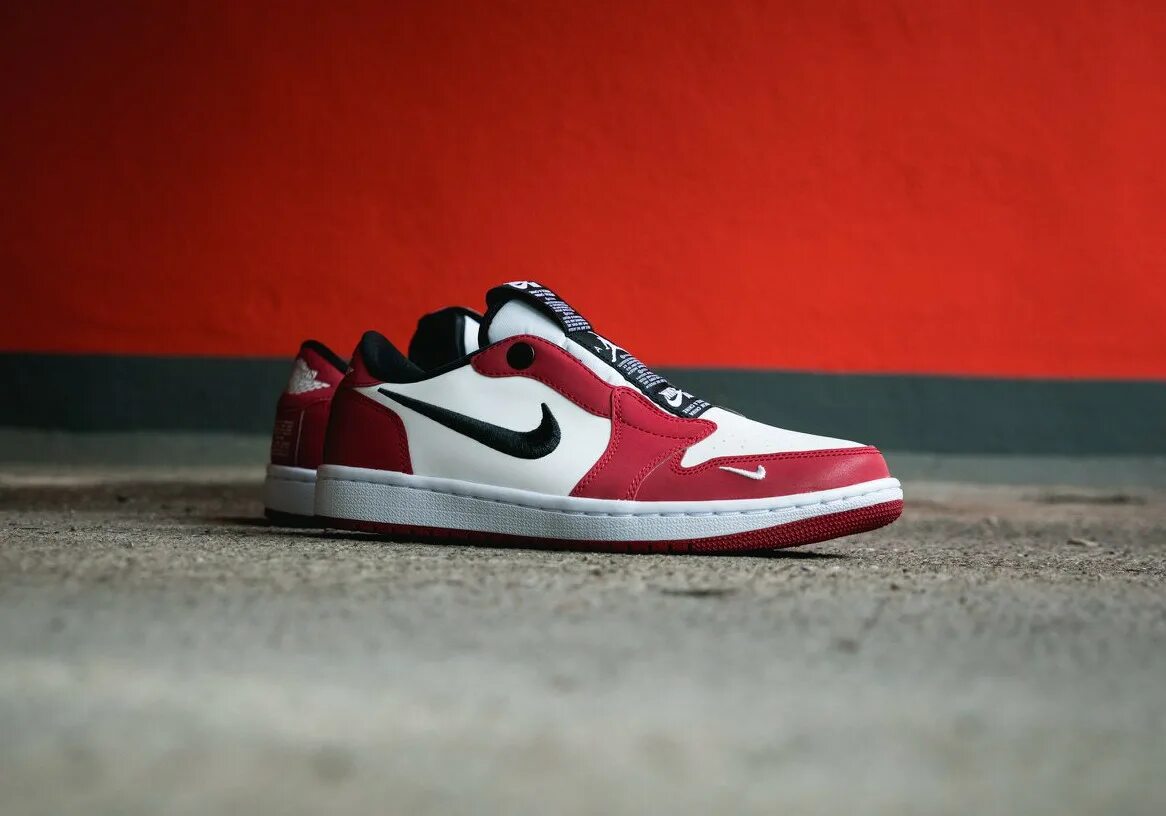 Air jordan 1 low pink black. Wmns air jordan low. Air jordan 1 low unc. Air jordan 1 low purple magenta. Nike air jordan 1 low mighty swooshers.