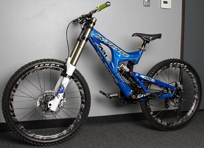 Intense m3 dh. Фараост. Фараост. Противотуманные фары газ 3102. Intense m3 green.