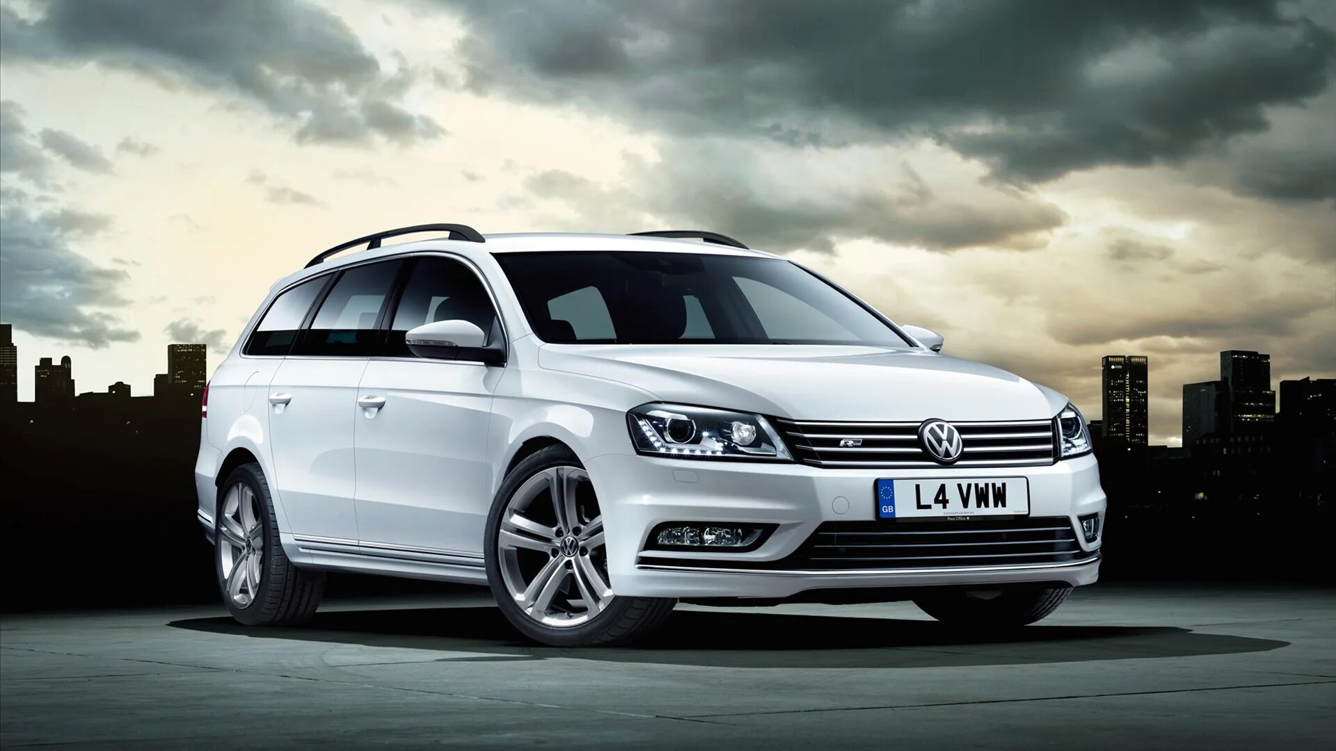 Passat b7 r line. Passat b7 r line