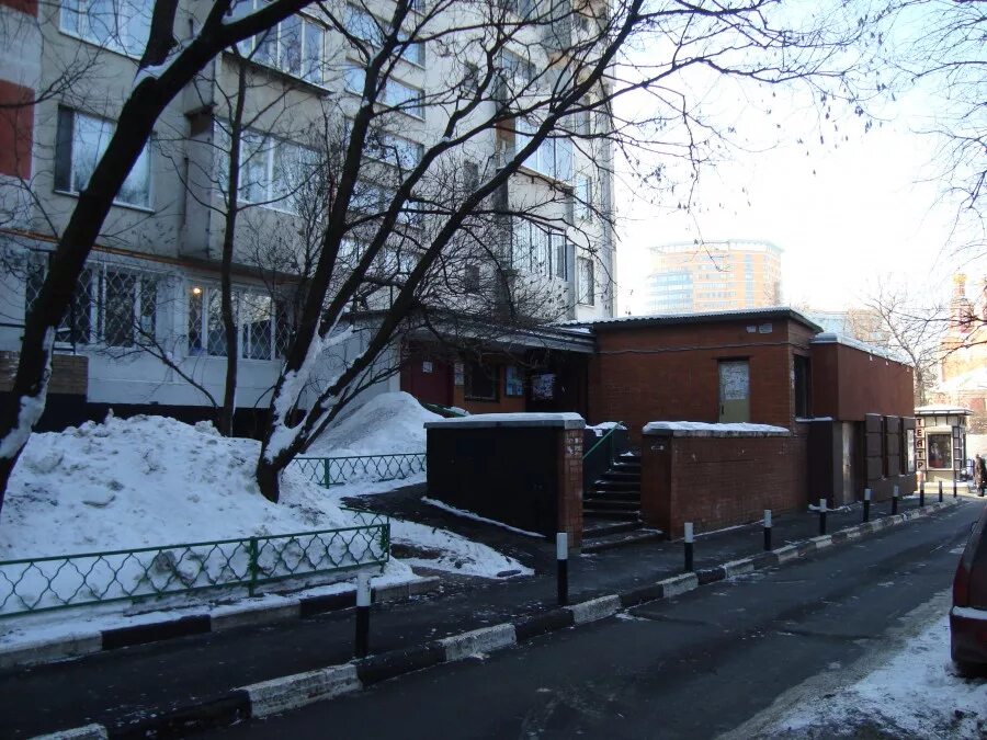 Ирония судьбы какая улица. Ирония судьбы улица строителей дом 25. вернадского 113 ирония судьбы. проспект вернадского 125. дом из иронии судьбы проспект вернадского.