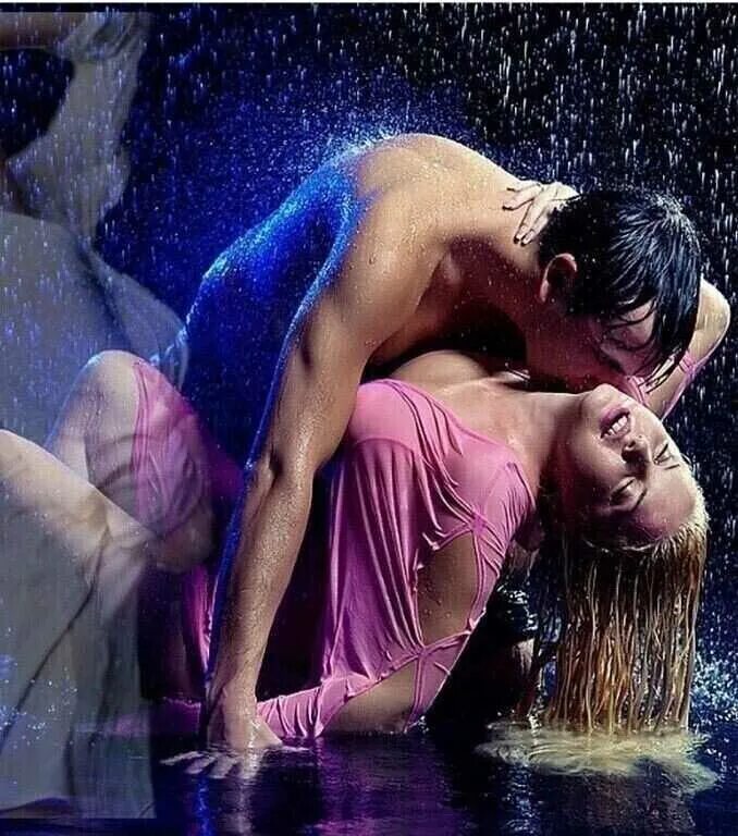 Сон танцевать с любимым. Парень и девушка танцуют. Сон танцевать с любимым. Влюбленные ночью. Влюбленные в танце.