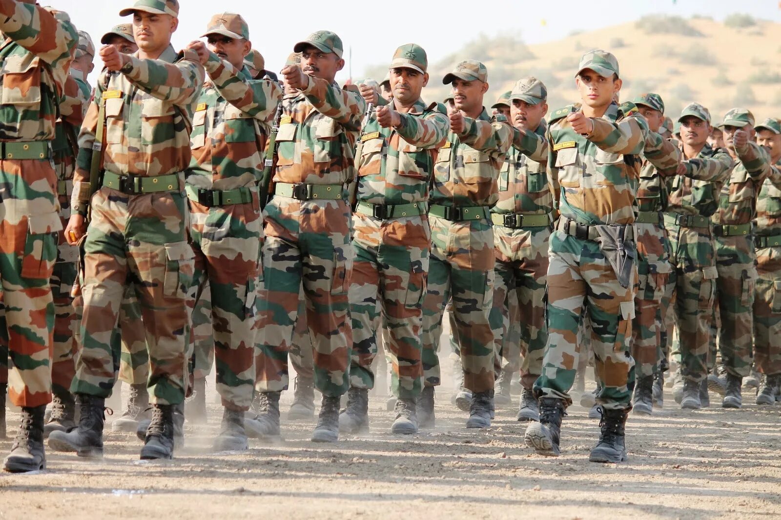 Дельта ссо сша. Ницца лазурный пляж. 506th parachute infantry regiment. Песочные пляжи краснодарского края черное море. Рейнджеры спецназ сша.