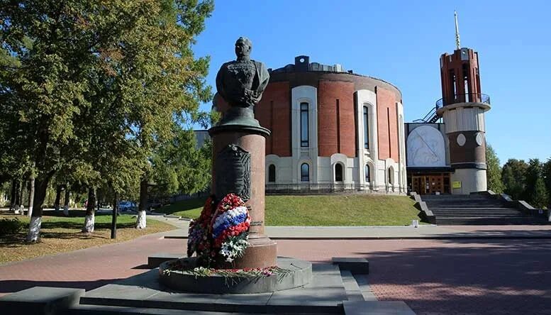 Сайт г жуков. Музей г к Жукова в Калужской области. Музей в городе Жуков Калужская область. Музей г Жукова в городе Жуков. Музей Победы в Жукове Калужской области.