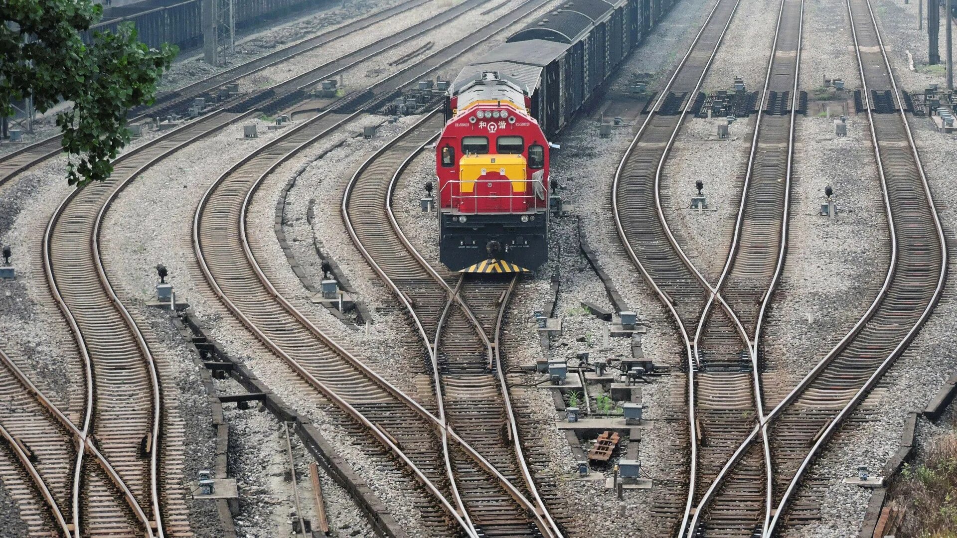 Железная дорога 0. Китайский грузовой поезд. CN freight Train. Chinese freight Train. Freight Train Germany.