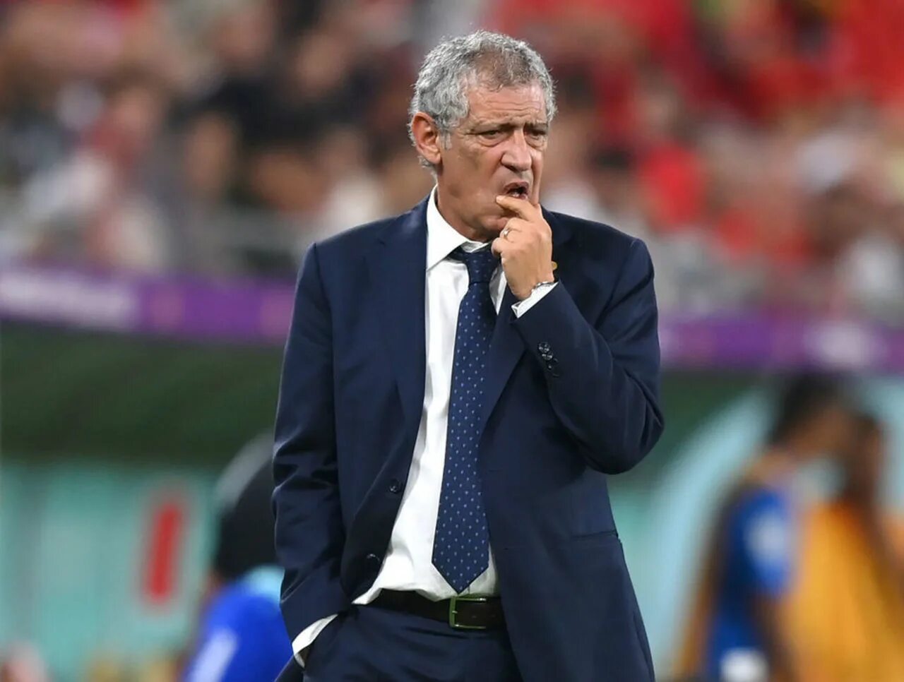 Фернанду сантуш португалия. Тренер португалии 2024. Фернанду сантуш тренер сборной португалии чемпиона европы 2016. Фернанду сантуш. Фернанду сантуш тренер португалии по футболу.