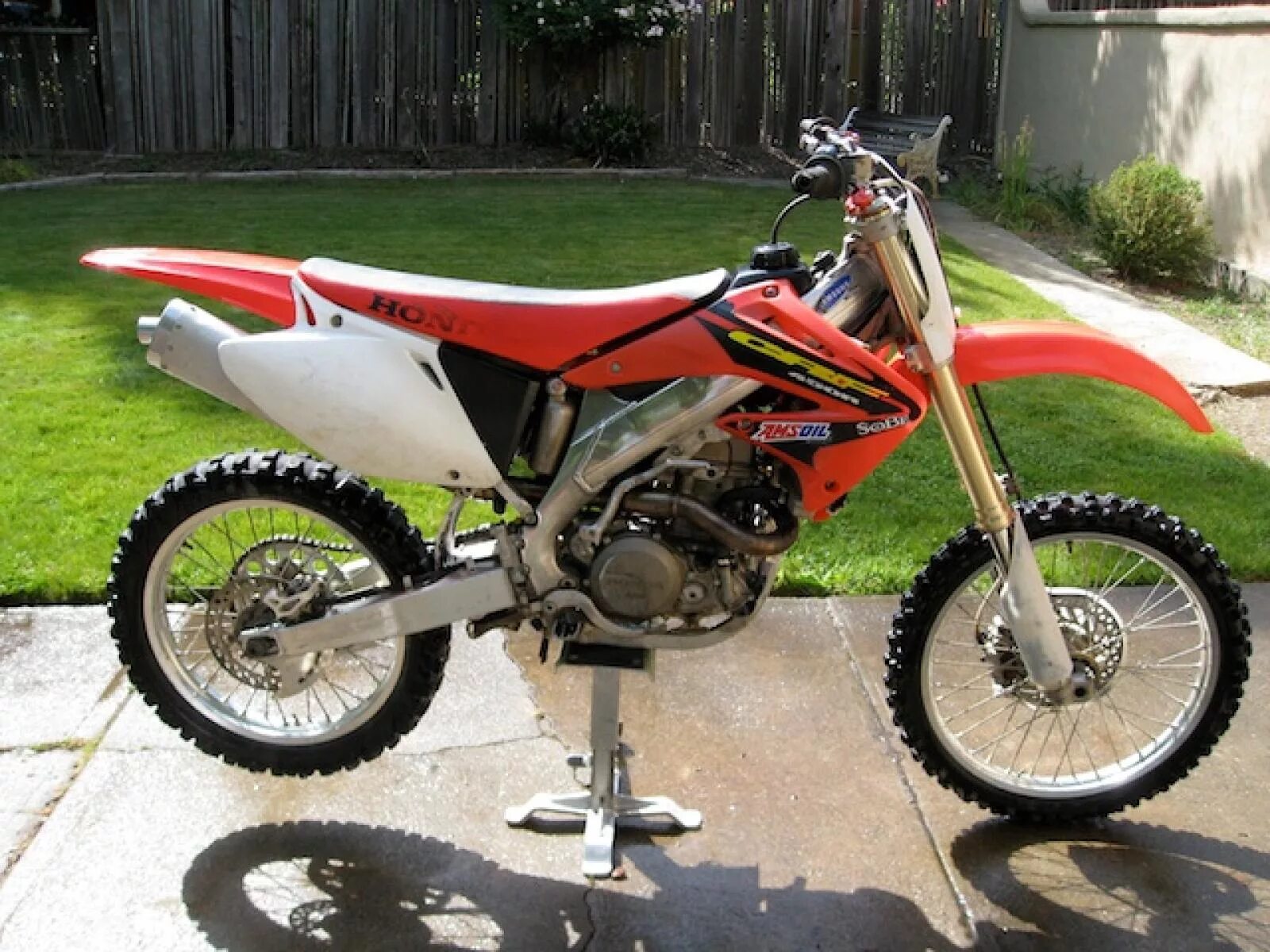 Honda crf450r. Honda crf450r 2003. Honda crf450r 2002. Honda CRF 450 2002 2004.