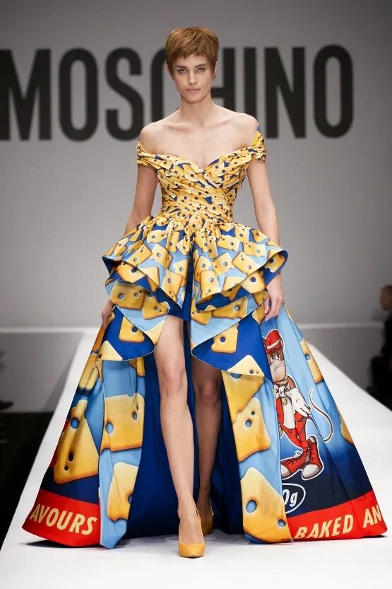 Moschino Couture Milano. Moschino Couture 2014. Moschino AW 2022. Москино платье Кутюр Милано.