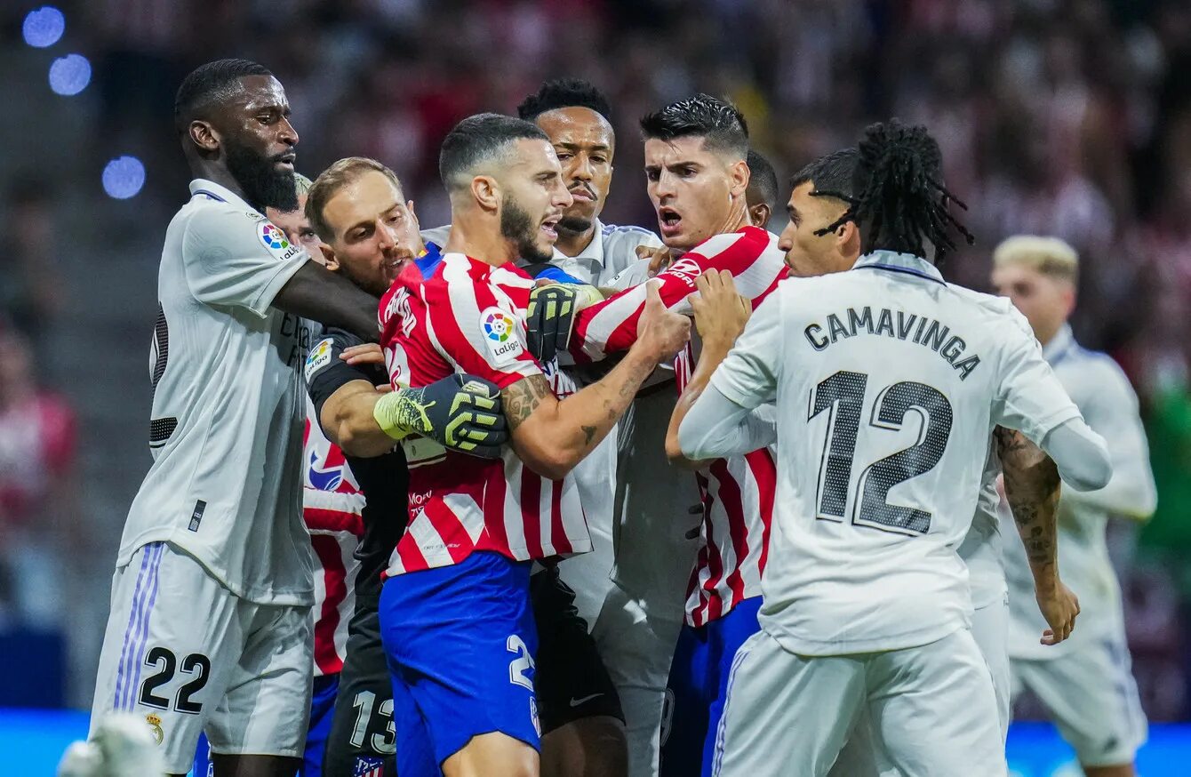 Atletico madrid. Атлетико реал мадрид 3-1. Реал мадрид атлетико мадрид. Атлетико пуэрто нуэво реал пилар. Milan-roma asosiy tarkiblar.