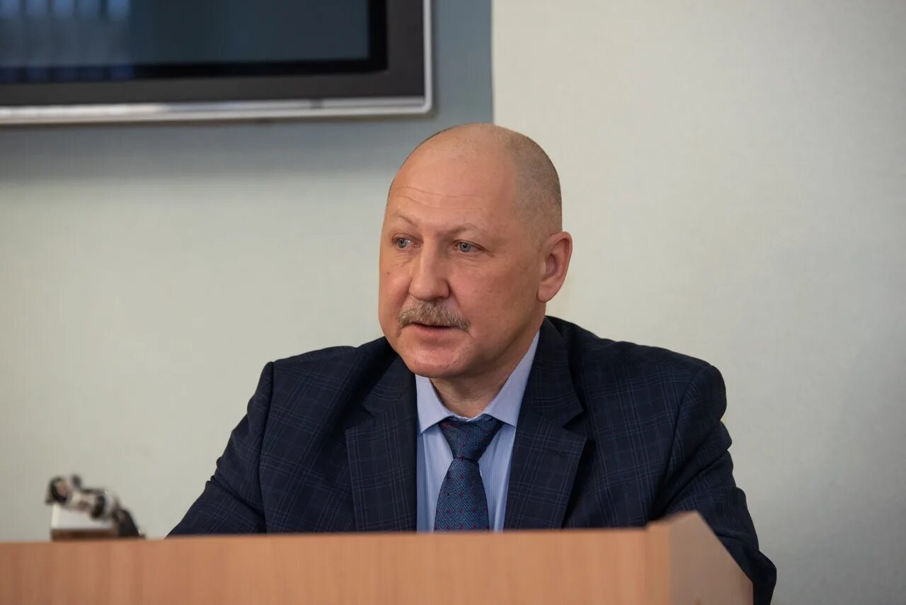 глава снежинского городского округа. депутат снежинска 2022. мэр города снежинска. мэр снежинска. сапрыкин игорь ильич.