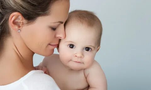 Мама и здоровый малыш 