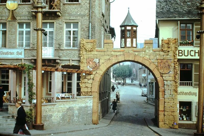 Fascinating Vintage Photos of West Germany in 1949, Soon after its Formation