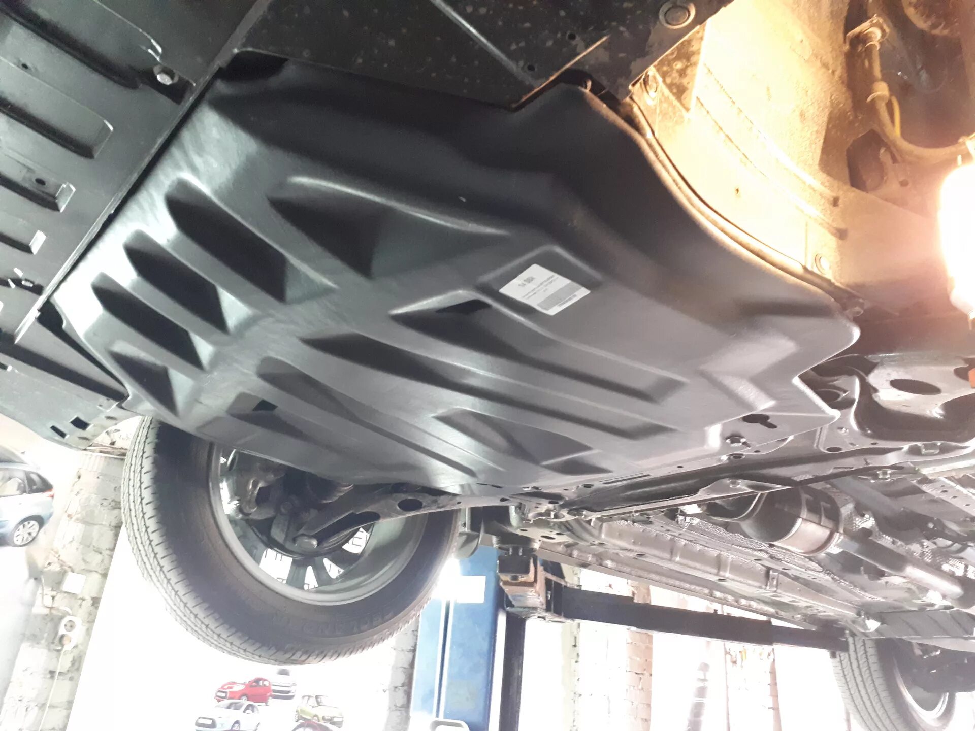 Outlander xl защита двигателя rolf. Peugeot 4007 защита картера. Защита двигателя митсубиси аутлендер 1. Защита outlander xl. Защита картера mitsubishi outlander 3.