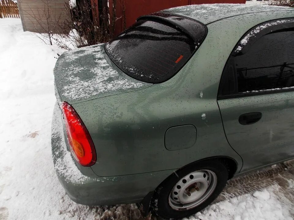 Купить стекло шевроле ланос. Chevrolet lanos 1997. Шевроле Ланос 1997. Козырек на заднее стекло Chevrolet lanos 1997 г.. Дефлекторы Шевроле Ланос.