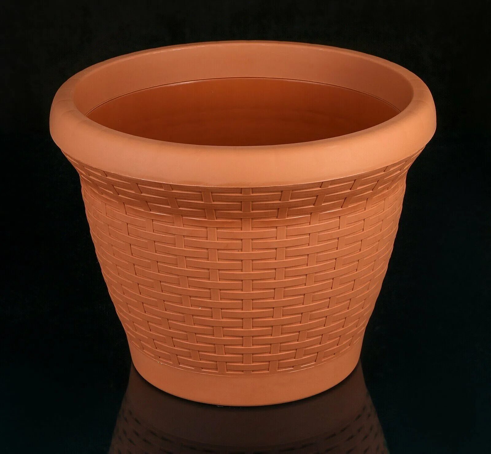 л терракот. корсика горшок с поддоном 1,8л. горшок гамма д17 1,6л терракот с поддоном, шт. кашпо квадро 0,63л терракот с под. горшок пласт терра терракот 4л.