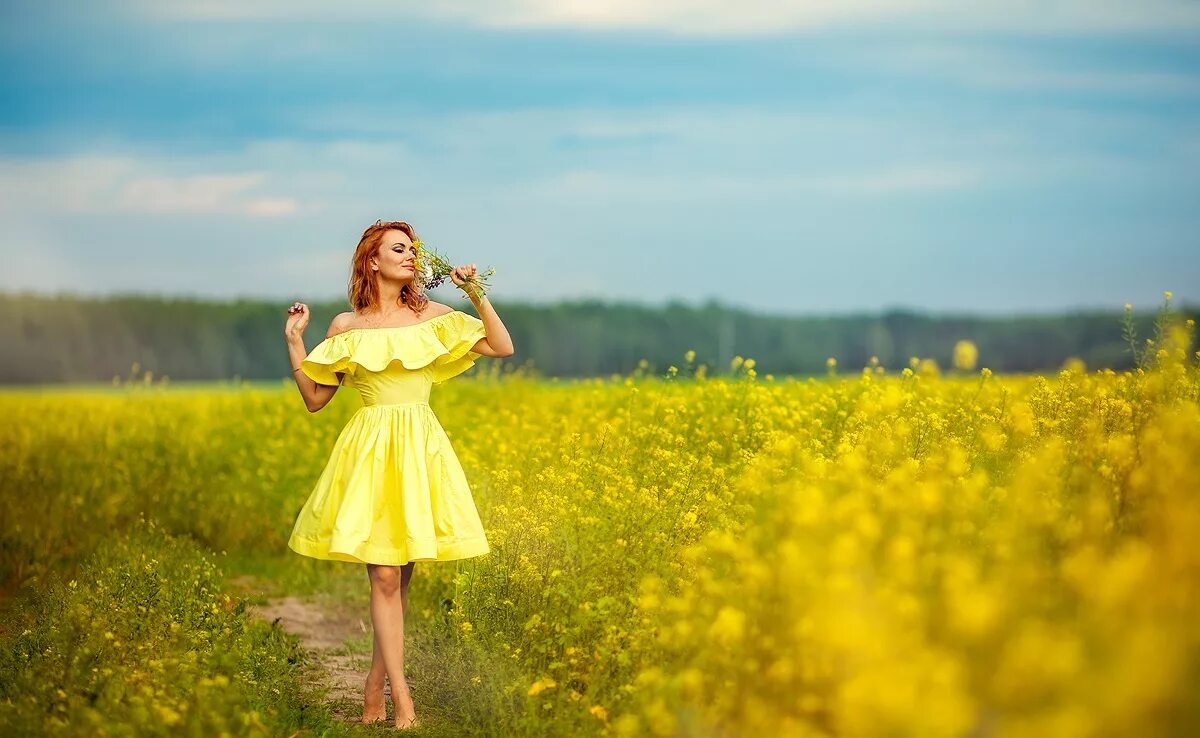 желтые люди солнца. фон солнце. желтые лучи солнца. женская энергия. счастье солнце.