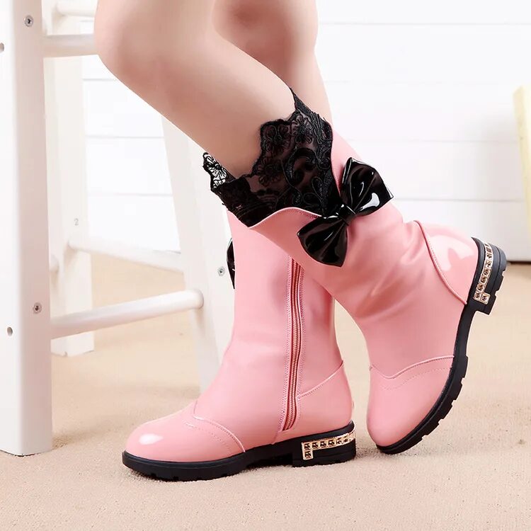 Сапоги для подростка девочки. Девушки в сапожках. Зимние ботинки для девушек. Сапоги для подростка девочки. Сапоги зимние подростковые.