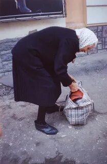 Бабушка не отпускает
