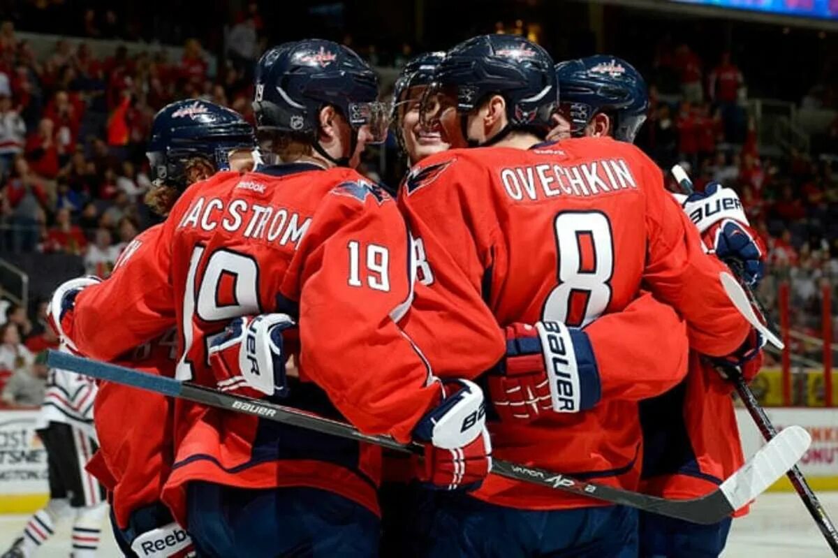 Хк кэпиталз. Washington Capitals. Вашингтон Кэпиталз. Washington Capitals форма. Форма Capitals Вашингтон.