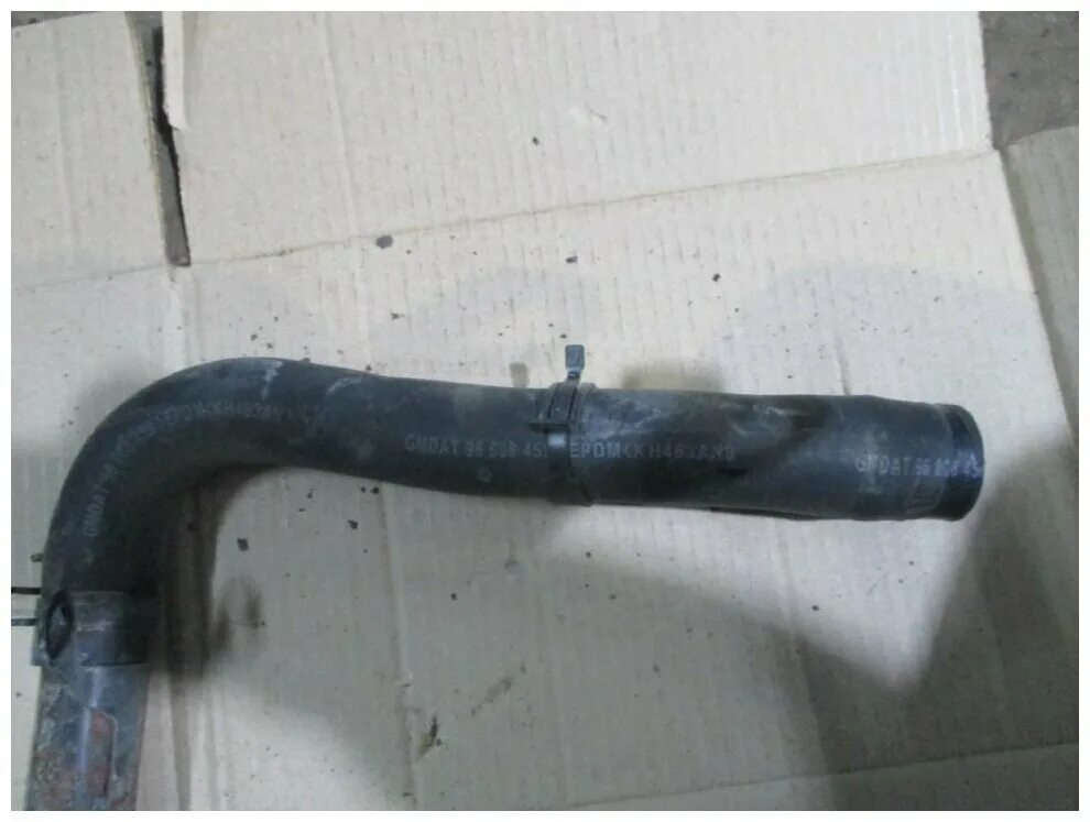 патрубок 96958199. патрубки системы охлаждения шевроле авео т300 1. шланги отопителя авео т300. патрубок помпы авео т250. Gm 96958199.