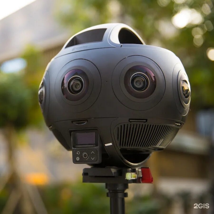 Новый камера титан. Insta360 Titan. Камера 360 Титан. Insta Pro 360 Titan. Видеокамера Insta 360.