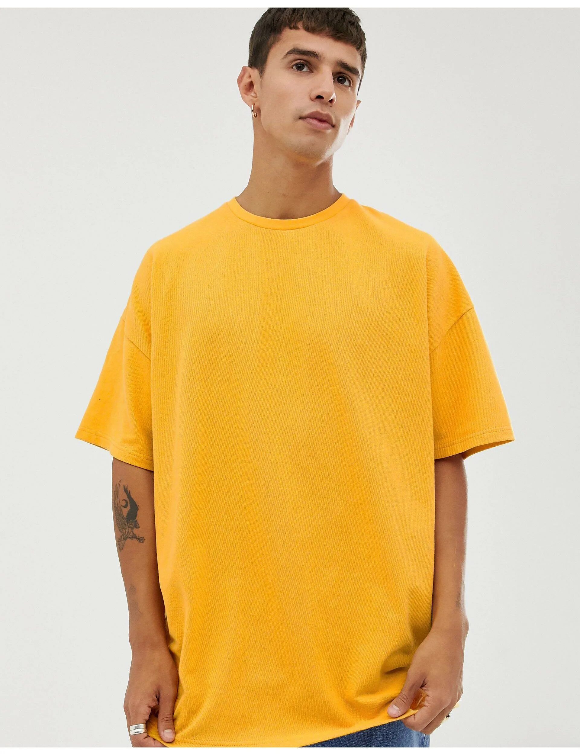 Оверсайз футболка мужская купить. ASOS футболка оверсайз. Nike Yellow Oversize Tshirt. Футболка оверсайз ASOS Design. Футболка оверсайз мужская.