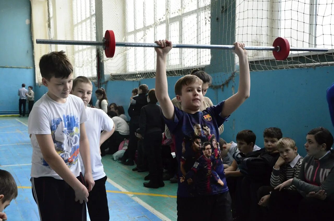 Школа 18 невинномысск. Город Невинномысск школа 11. Школа номер 16 город Невинномысск.