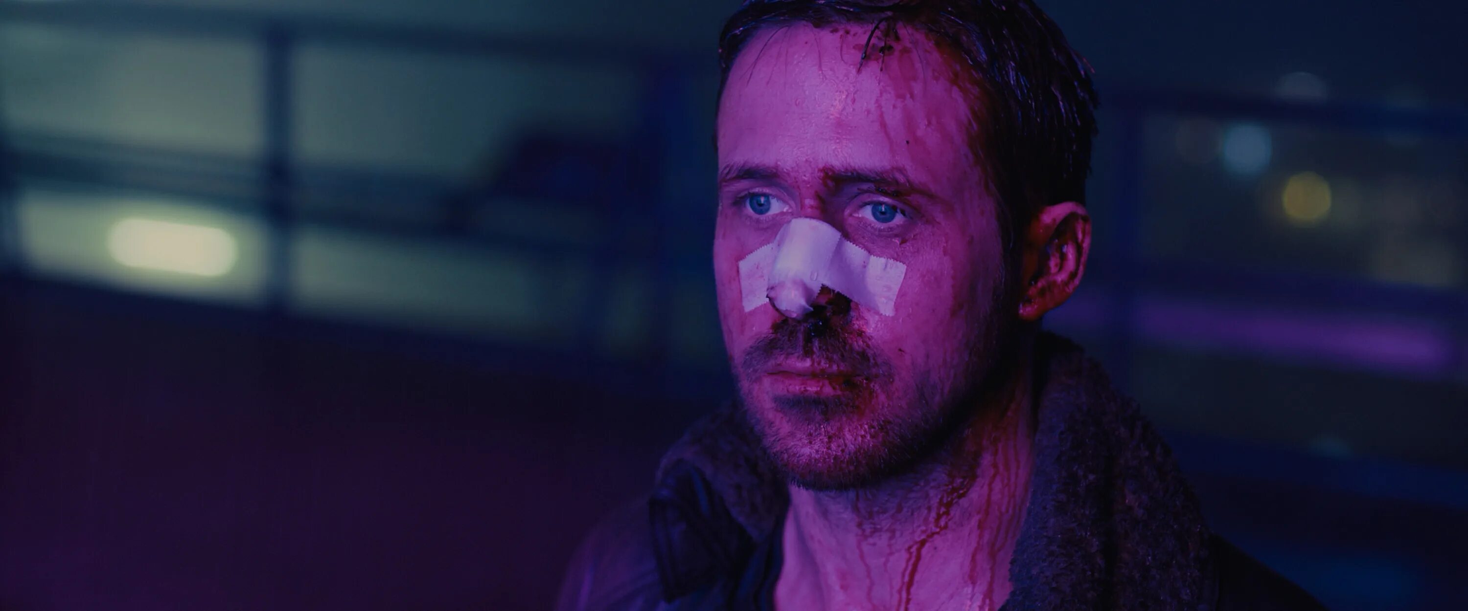 Песня бегущий по лезвию. Гослинг блейд раннер 2049.