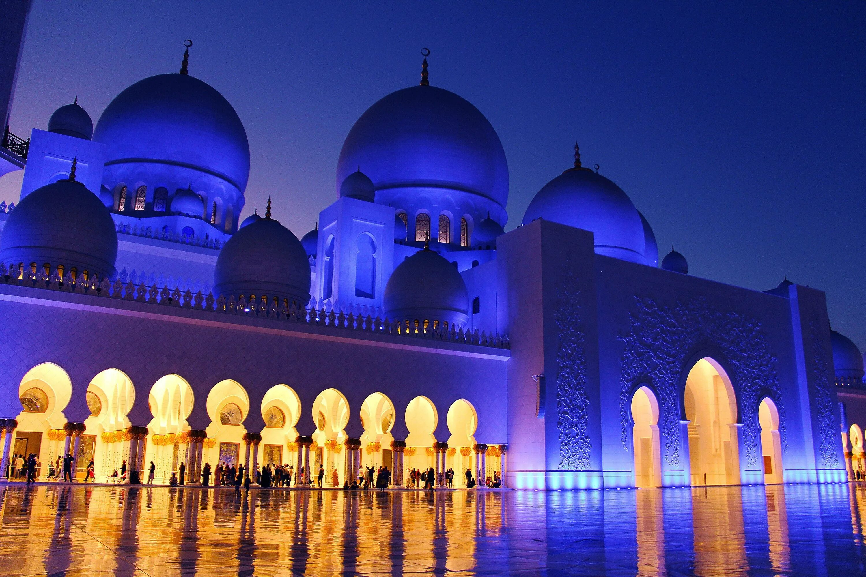 Слушать мусульманский на ночь. Мечеть шейха Зайда минарет. Храм в Абу Даби. Мечеть в Таджикистане.