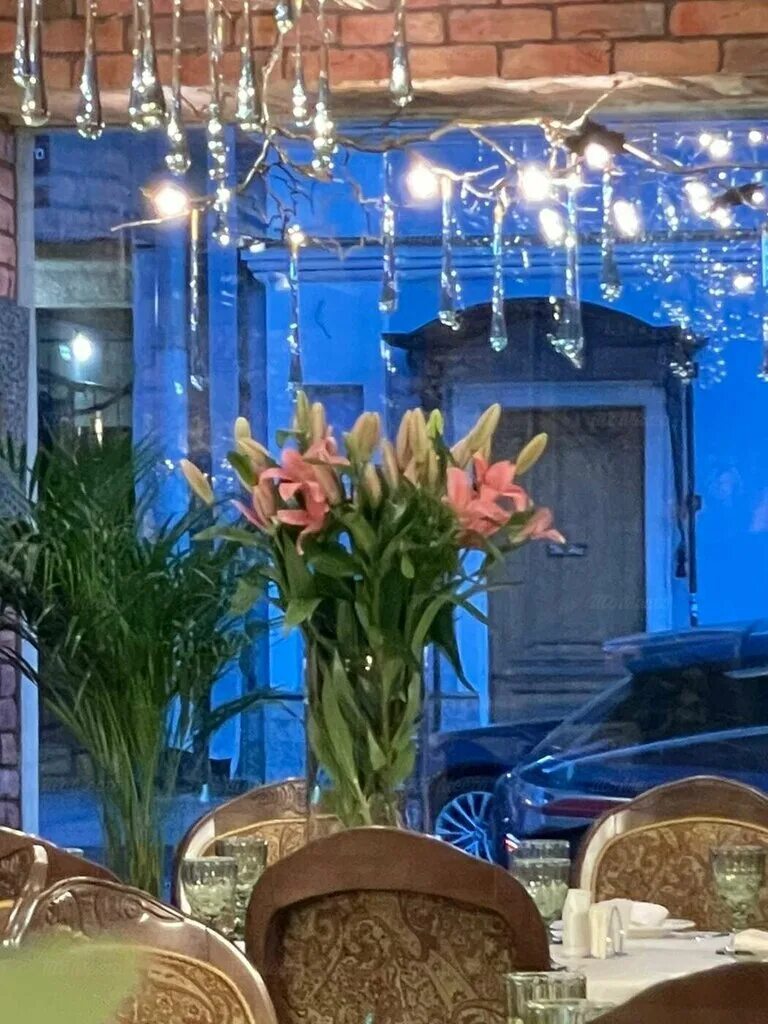 ресторан долма на сретенке 12. ресторан долма на белинского спб. ресторан долма на белинского. ресторан долма санкт петербург. долма почтамтская.