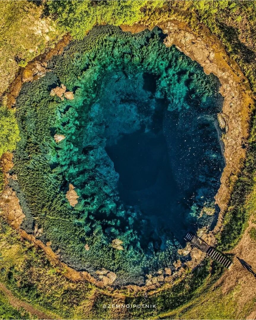 Озеро рыбий глаз марий эл. Озеро глаз дракона марий эл. Где находится зеленый глаз. Карстовая воронка, гватемала. Озеро глаз дракона казань.