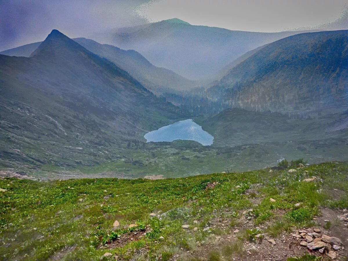 озеро зерце байкал пик черского. пик черского озеро сердце. байкал слюдянка пик черского. хамар-дабан пик черского. пик черского озеро сердце.