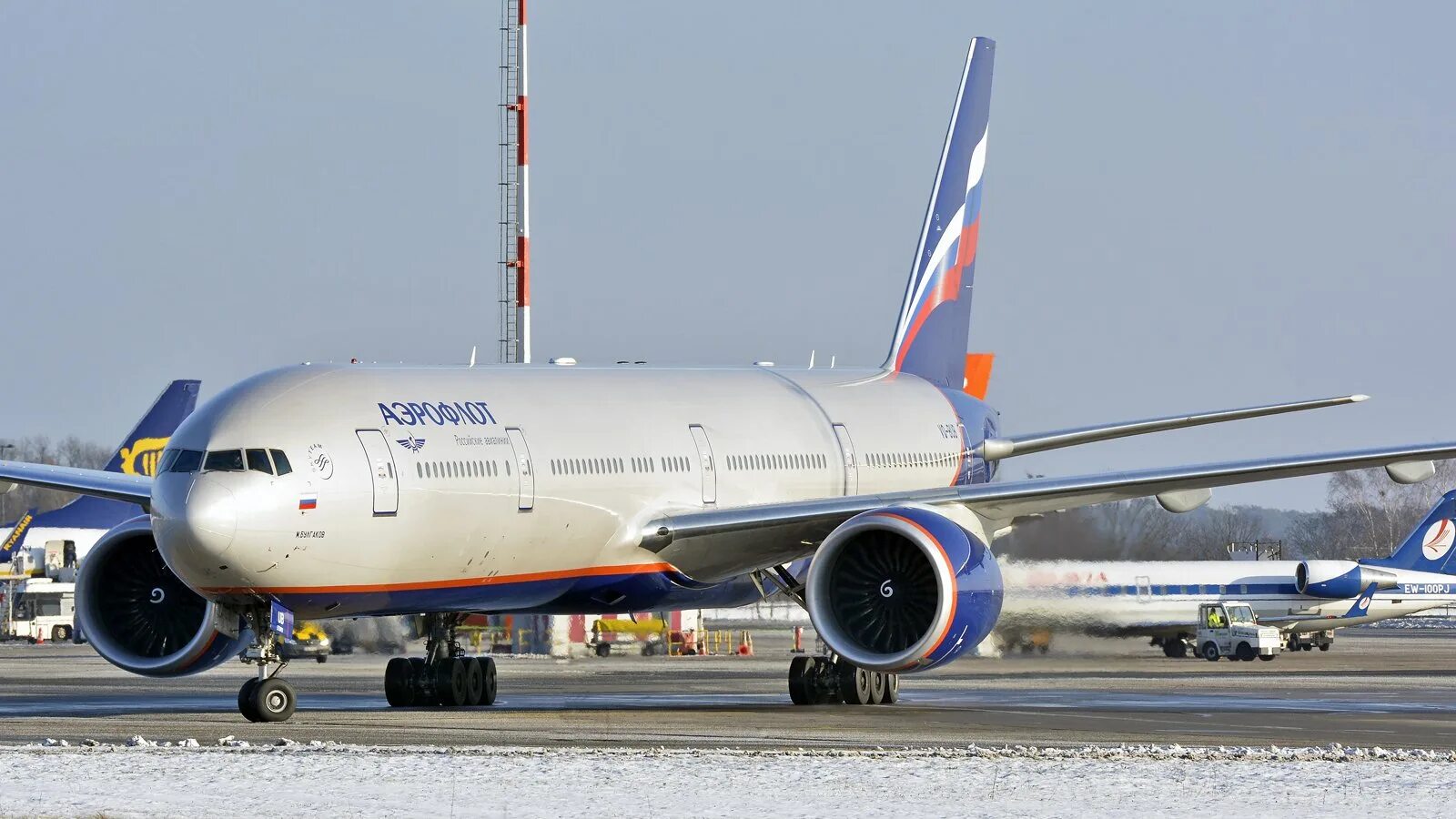 Aeroflot boeing. Боинг 777 Аэрофлот. Boeing 777-300er Аэрофлот. Самолет Боинг 777 300 Аэрофлот. Б777-300er.