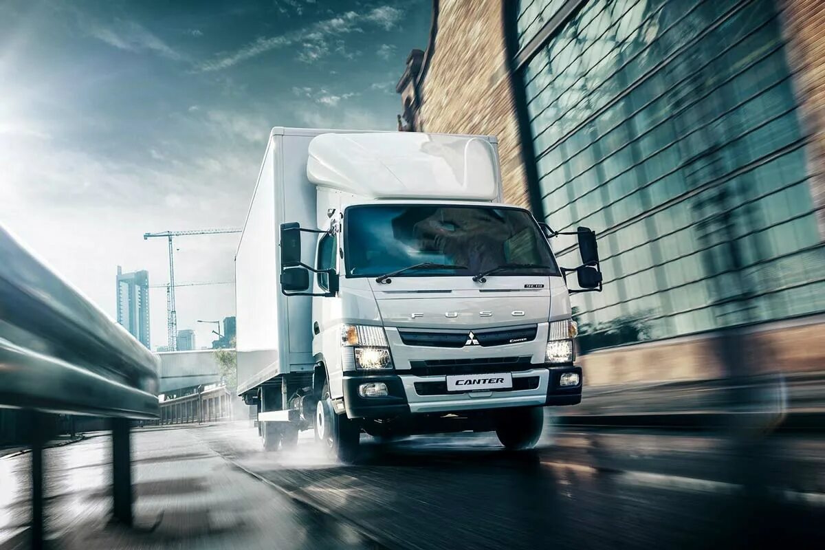 Mitsubishi fuso canter 2022. Мицубиси фусо кантер. Mitsubishi fuso canter 2021. Mitsubishi fuso canter 5 тонн. Mitsubishi fuso canter.