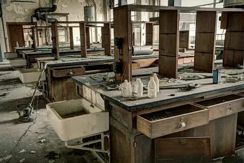 Заброшенная лаборатория