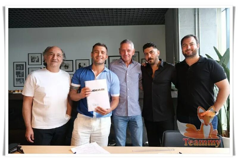 сулейманов режиссер