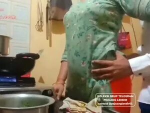 Tante enak viral