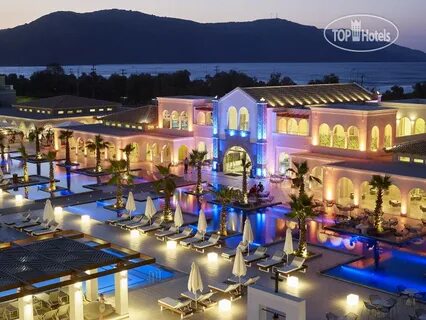 Grand luxury resort