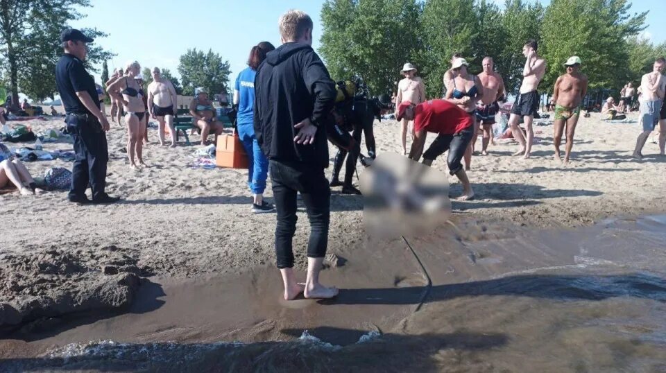 Пляж 7 микрорайон балаково. Пляж 7 микрорайон балаково. Лето балаково пляж. Утонул на городском пляже. Саратовский пляж новый.