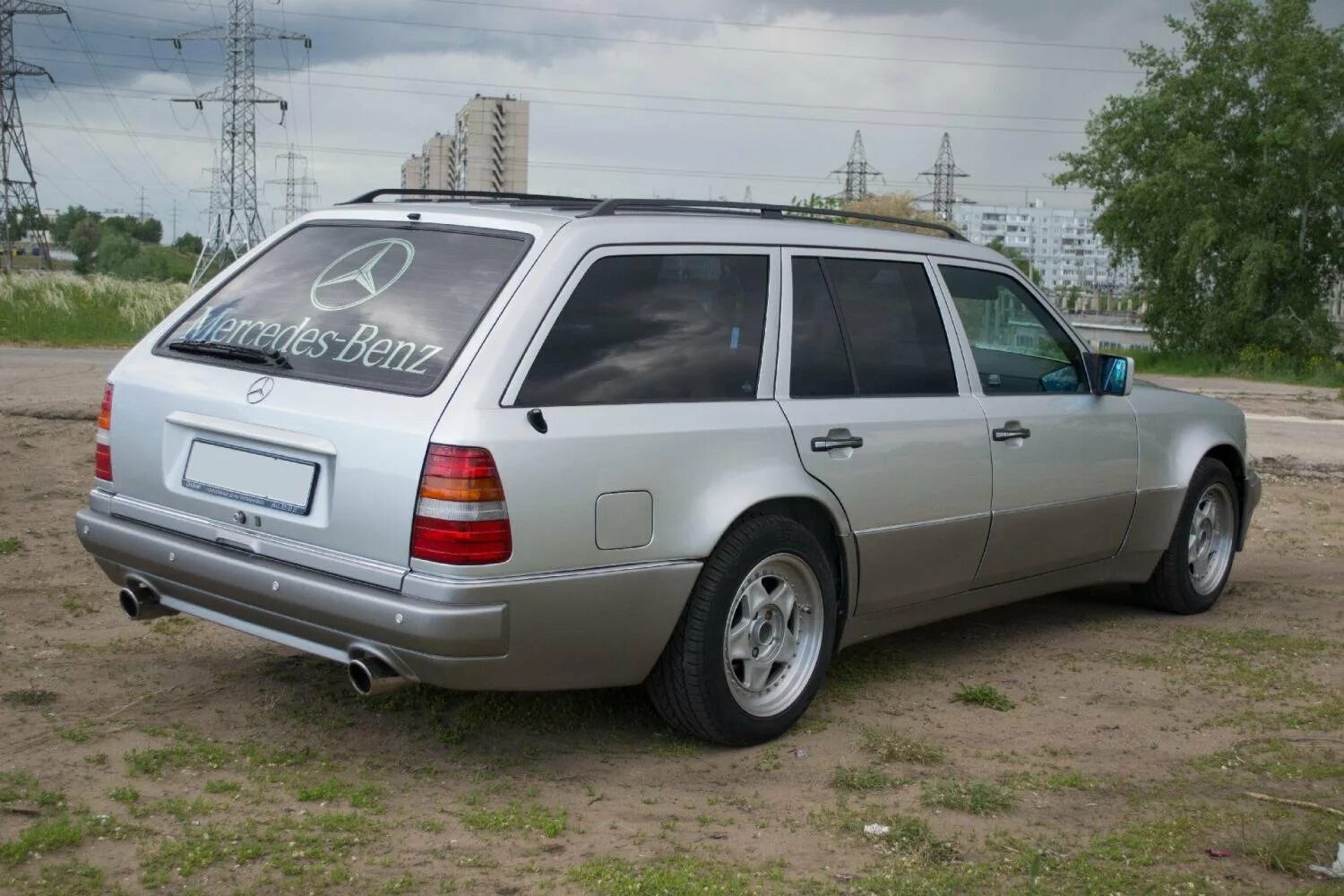 Mercedes Benz 124 универсал. Мерседес 124 универсал. S124 Mercedes универсал. Mercedes w124 универсал.