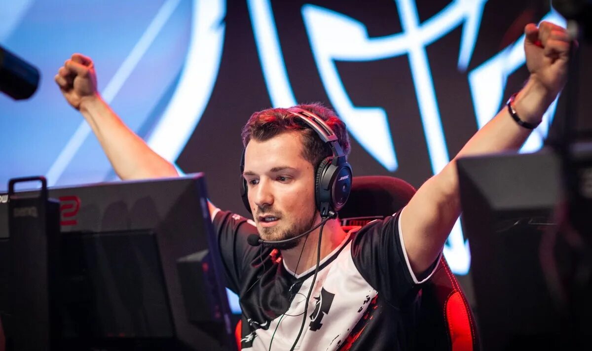 Нашивка g2 esports. Никола ковач faze. G2 esports команда. Ninjas in pyjamas 2023. Ninjas in pyjamas 2023.