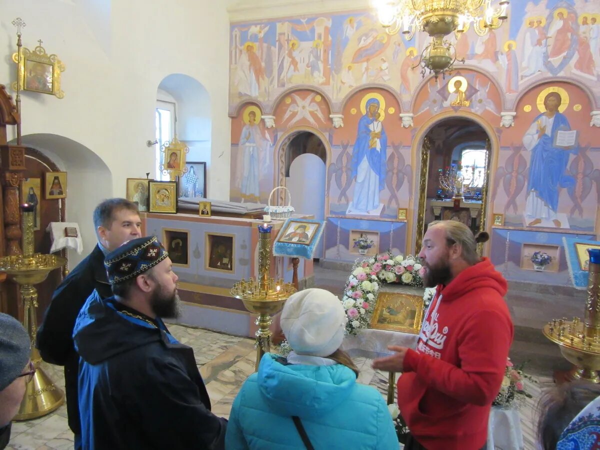 Вф ранхигс владимир. Церковь рождества пресвятой богородицы в рождествено-суворово. Резиденция ивана грозного в александрове. Церковь иоанна предтечи суздаль. Волоколамск суворово храм.