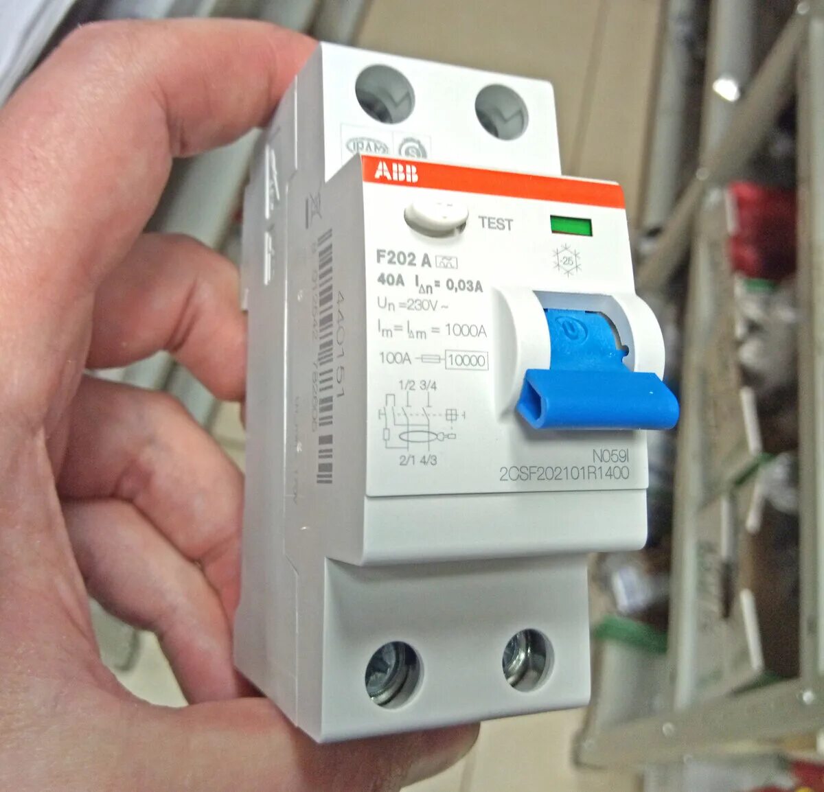 Узо иэк 40 а. Узо tdm electric. Узо тип а и ас. Узо тип а и ас разница. Типы узо по току утечки.