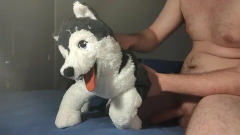 Menembak beban di wajah husky saya yang mewah. cum husky mewah, berbaring d...
