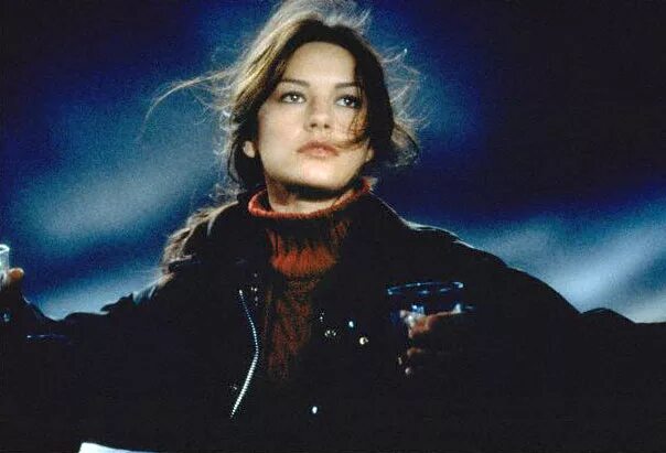 Иван крылов чиж и голубь. Злодейка 2017 hd. Чижа злодейка западня. Хищные воды: западня фильм 2020. Иван андреевич крылов басня чиж и голубь.