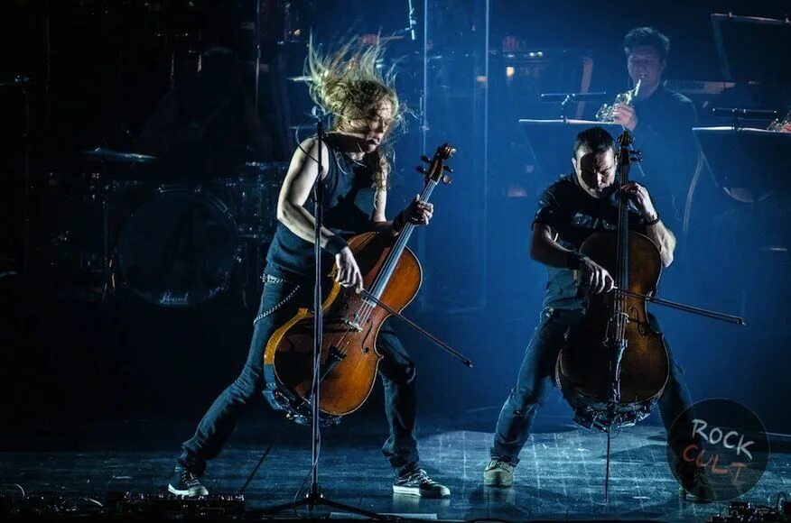 Включи апокалиптика. Apocalyptica. Апокалиптика группа. Apocalyptica сейчас. Группа апокалиптика альбомы.