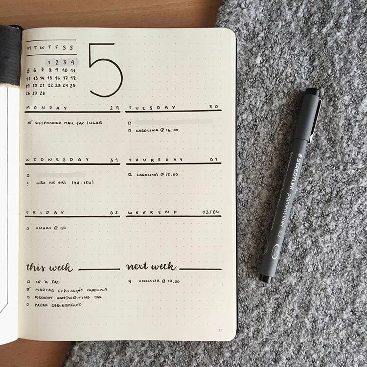 Week journal. Минималистичный разворот ежедневника. минималистичный разворот на неделю. bullet journal weekly. разворот на неделю bullet journal минимализм.