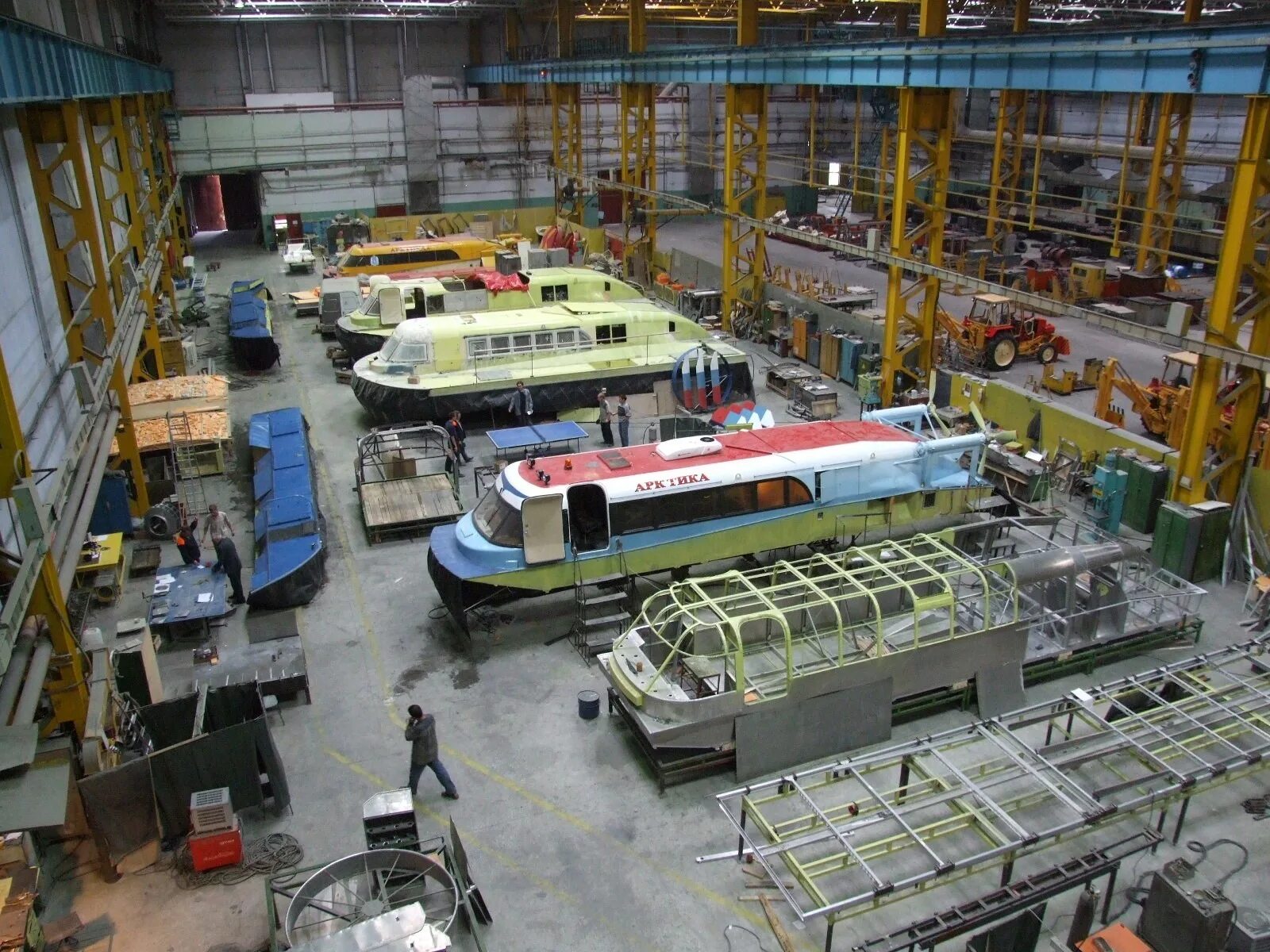 омский завод транспортного машиностроения омск. завод омсктрансмаш. омский завод машиностроения. омсктрансмаш потапов. омский танковый завод.