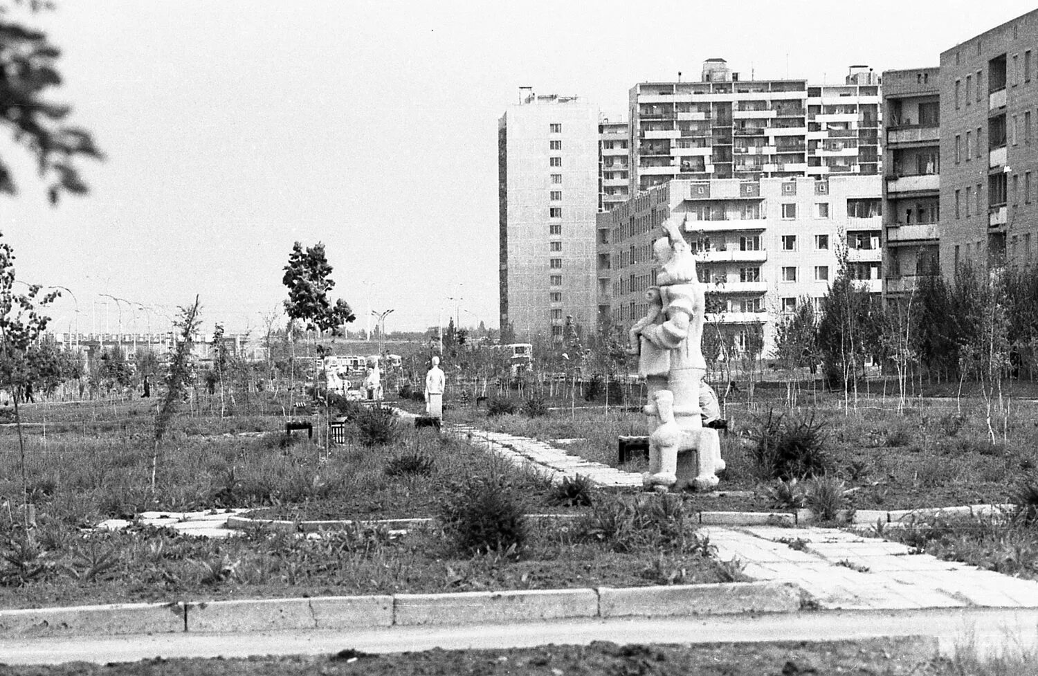 парк победы фонтан волгодонск. памятник мирный атом волгодонск. волгодонск 1975. волгодонск, ростовская область. новоселье волгодонск в старом.
