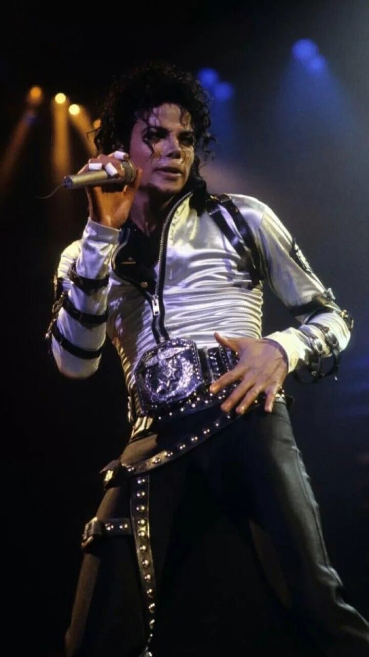 Michael jackson 1992. М джексон слушать. М джексон слушать. М джексон слушать. Диди джексон слушать.